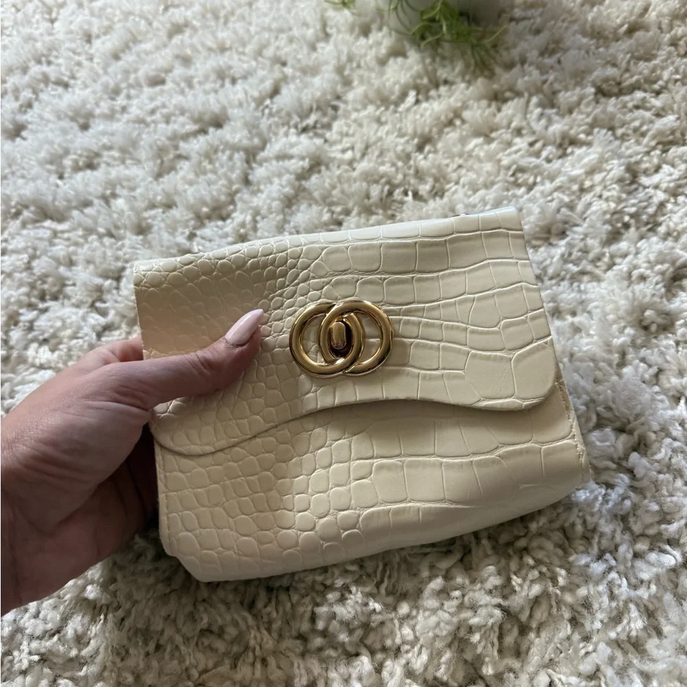 Elegant Cream Croc-Embossed Clutch